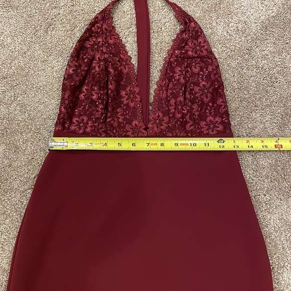 Lulu’s Burgundy Open Back Dress - Picture 4 of 9